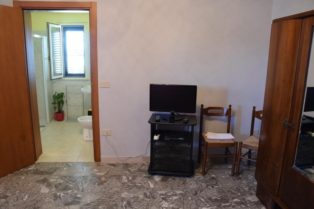 La Scogliera B&B Сан Вито Киетино Екстериор снимка